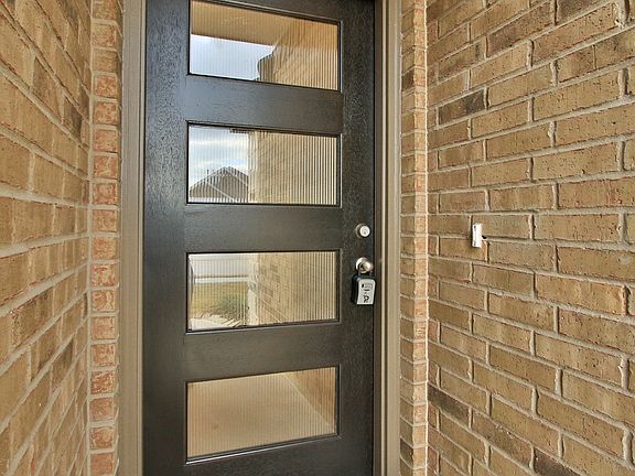 3rd image of 4736 Peony Green Dr