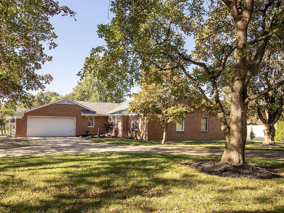 1st image of 370 Baldwin Dr