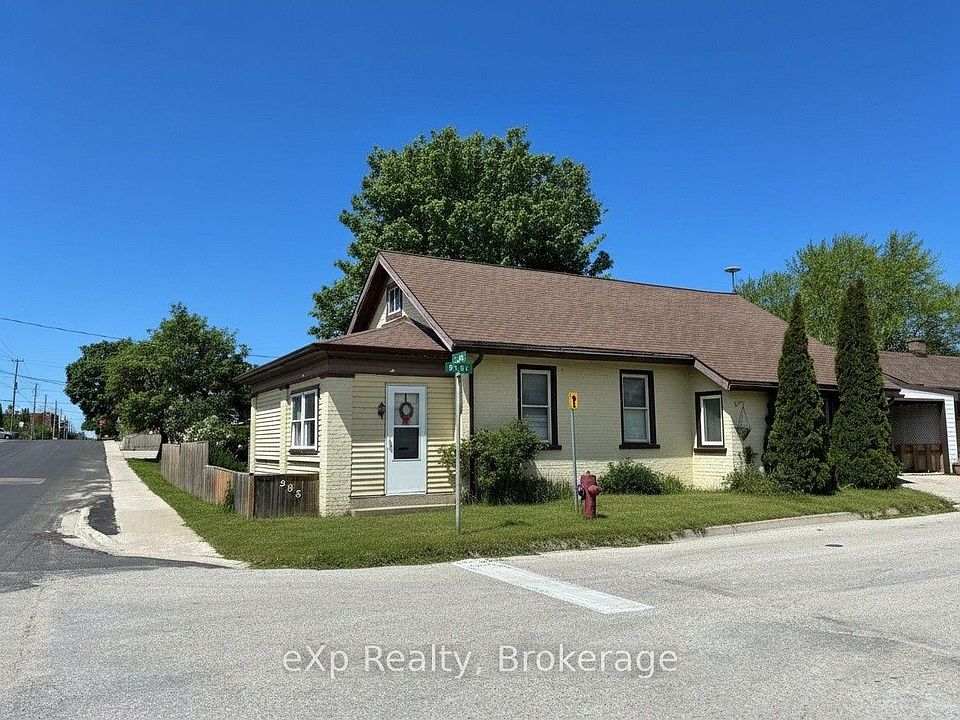 1st image of 385 11th Ave