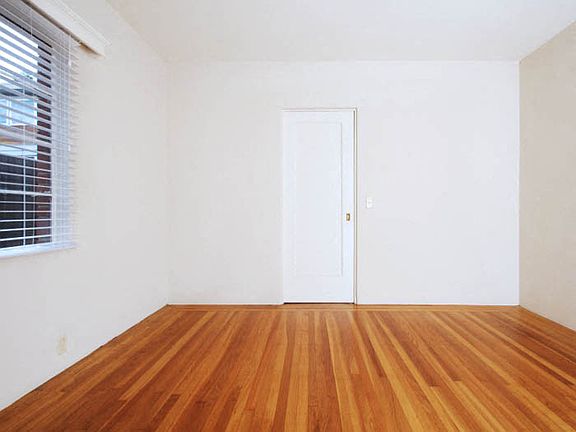 4th image of 421 Forest Ave #423