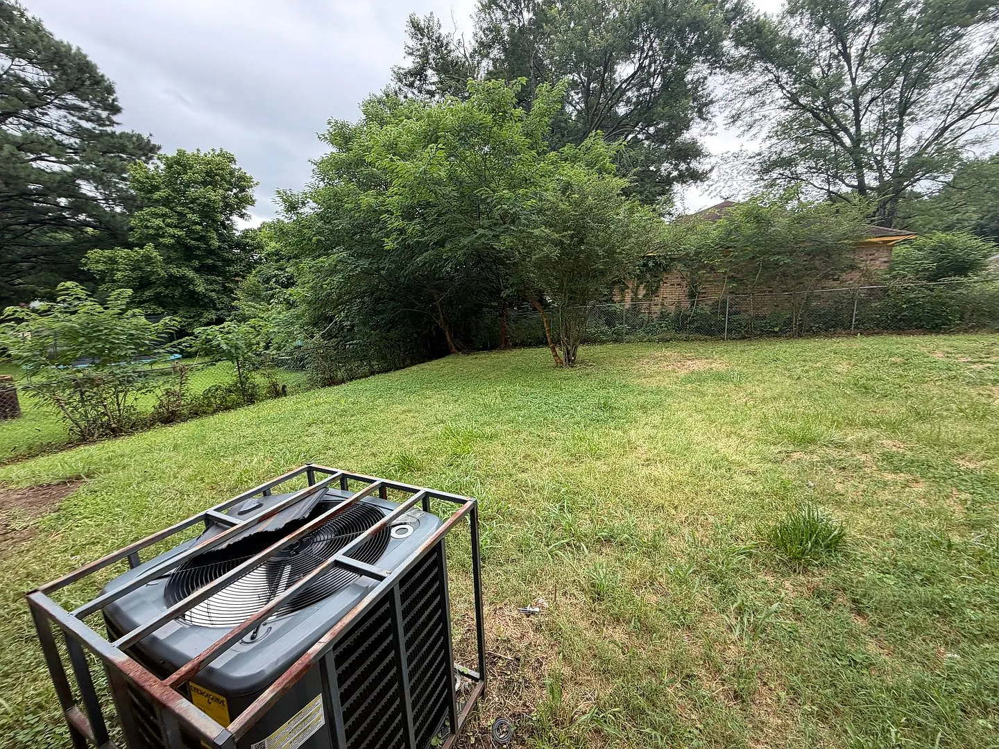 Welcome to 1271 Chickamauga Avenue! — Photo 2