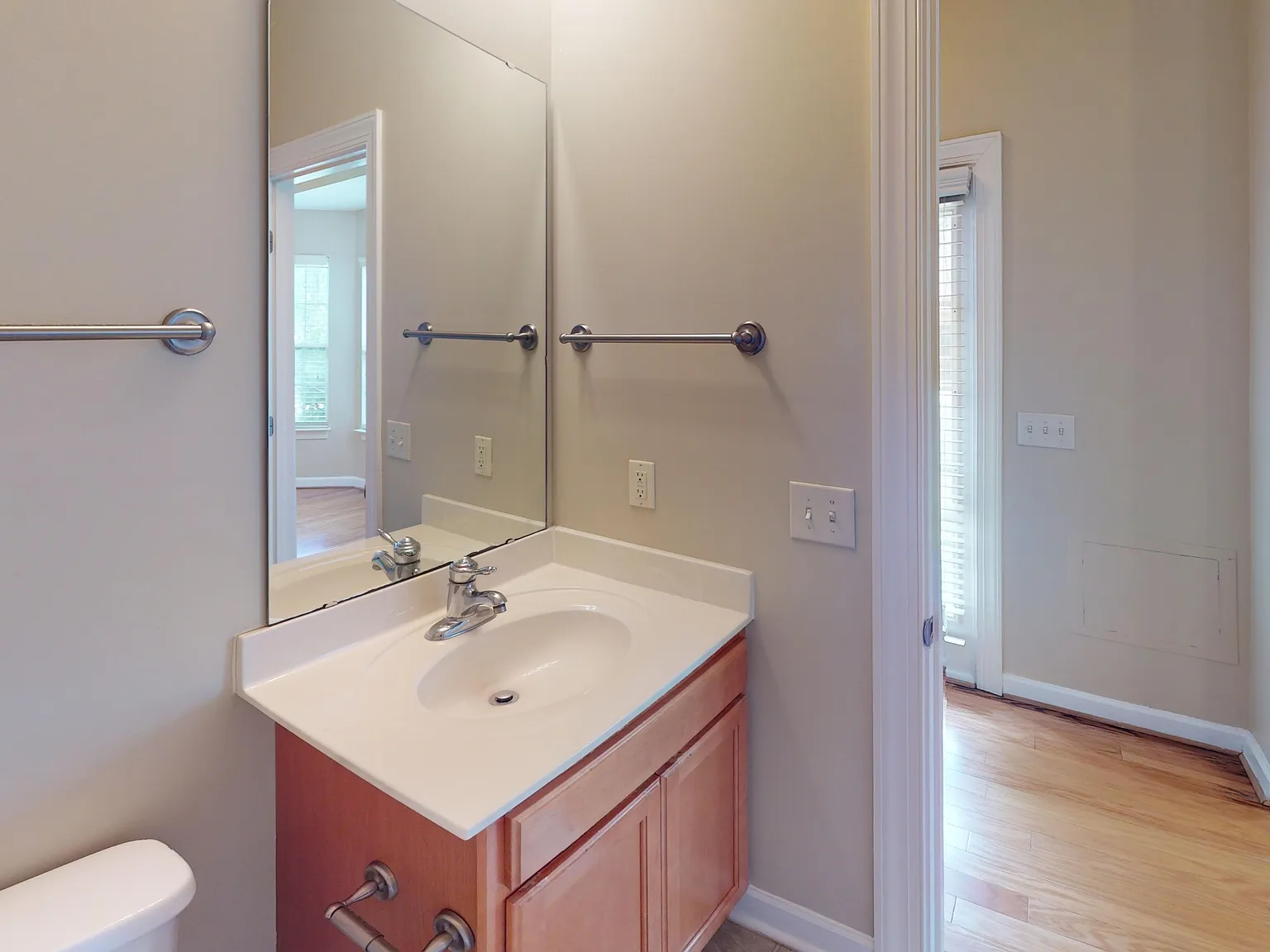 378 Summergate Drive - 1 — Photo 2