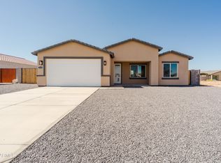 10199 W Bradshaw Dr, Arizona City, AZ 85123