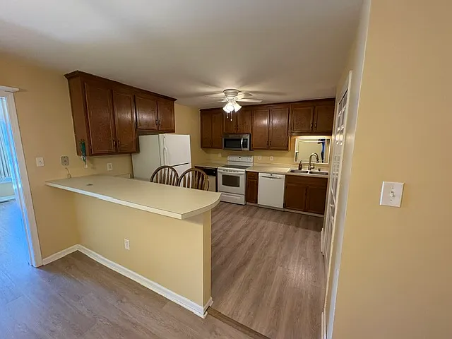 46 Burlington Ct — Photo 11