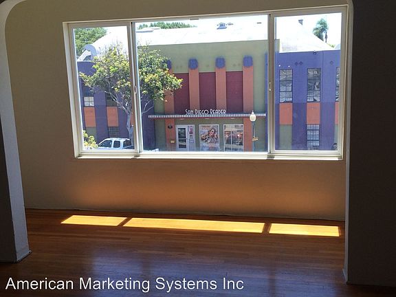 4th image of 2312 Broadway