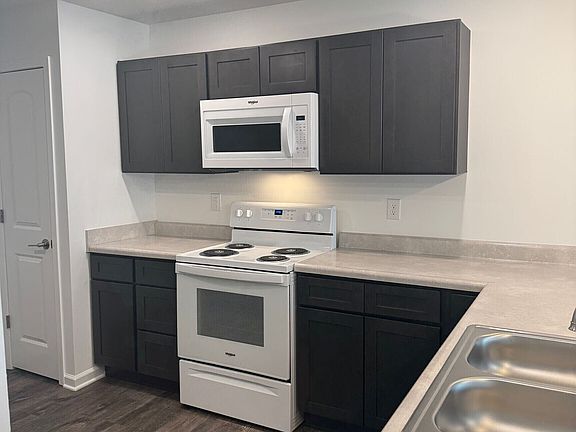 5th image of 3514 Orange St