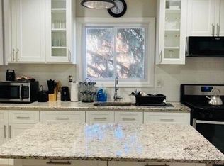 75 Grove St, Bloomfield, NJ 07003