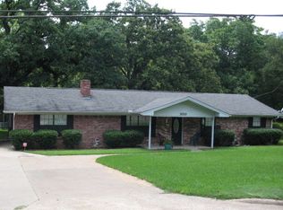 3010 S Chestnut St, Lufkin, TX 75901