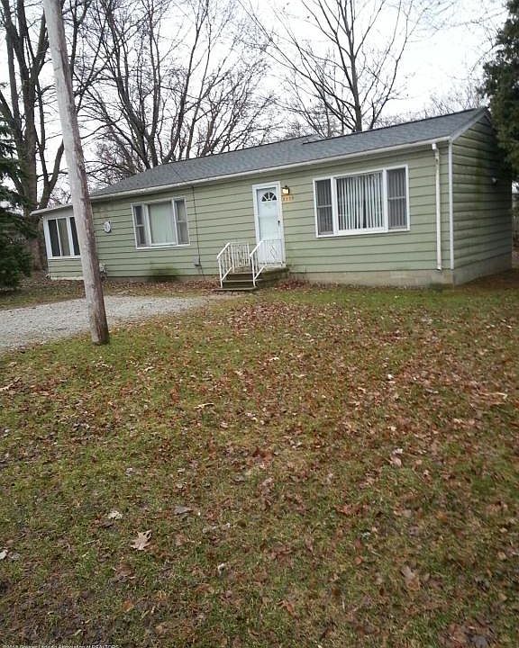 1st image of 3309 Biber St