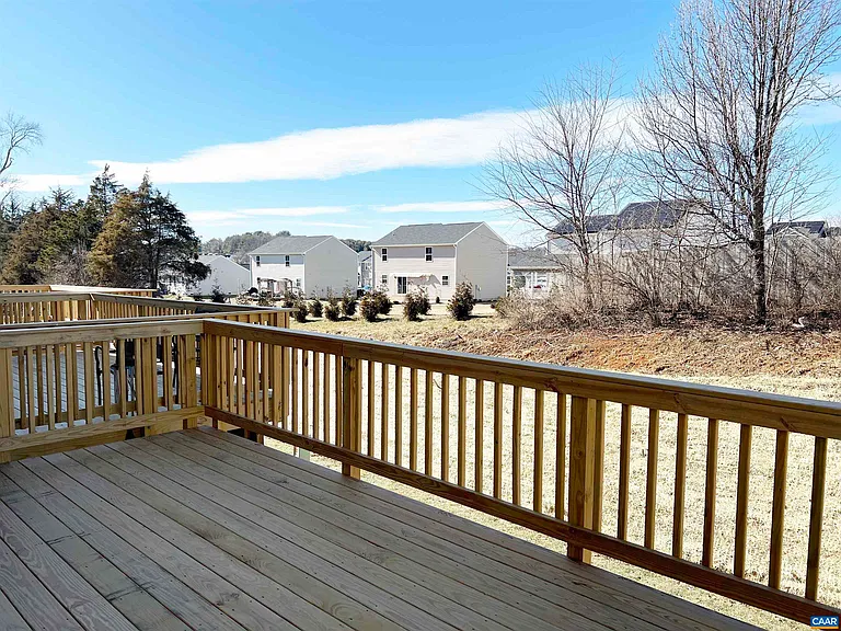 325 Willowshire Ct — Photo 9