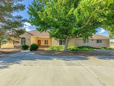 8585 E Ave E, Lancaster, CA, 93536