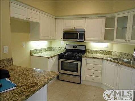 5th image of 450 N Horne St Unit E42