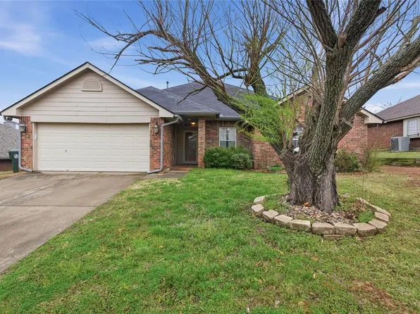 2010 Huntington Rd, Midwest City, OK 73130