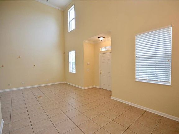 4th image of 807 Wynbrook Ln