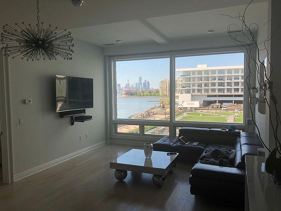 Living Room view from Kitche