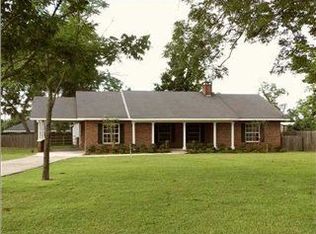 7550 One Mile Rd, Irvington, AL 36544