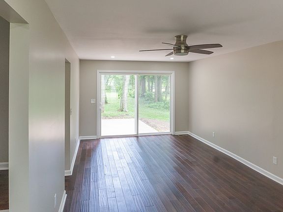 4th image of 1325 Dalemere Dr