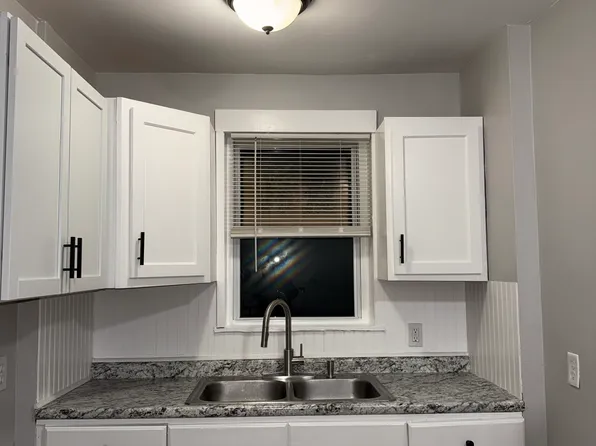 2 Danforth St #2N, Fall River, MA 02720