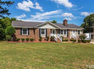 601 E Meadowbrook Rd, Kenly, NC 27542