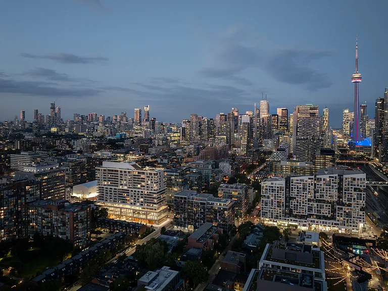 88 Bathurst St — Photo 26