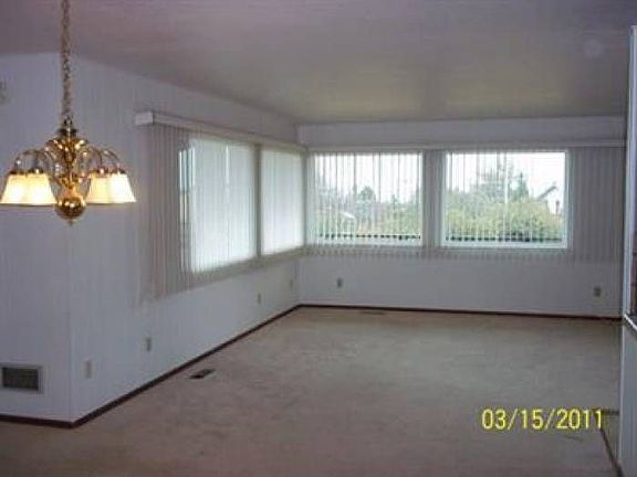 4th image of 3557 Buena Vista Dr