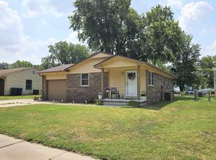 219 Random Rd, El Dorado, KS 67042