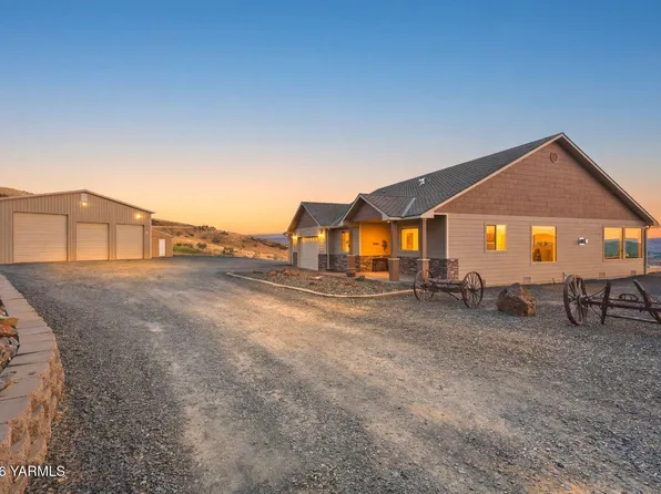1110 Selah Creek Dr, Yakima, WA 98901