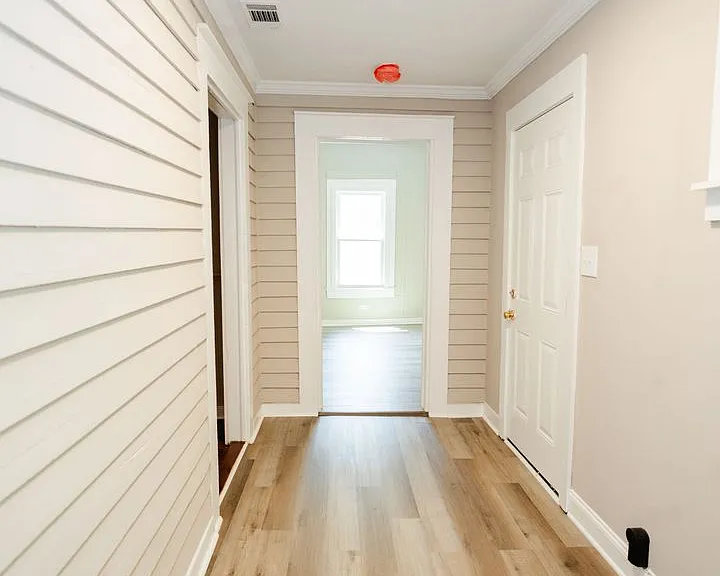 732 Williams St — Photo 22