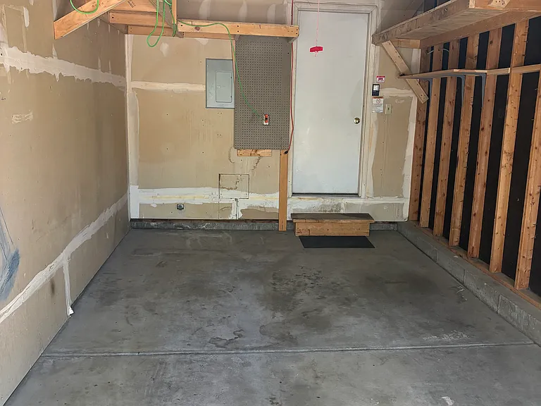 4318 Hunting Meadows Cir — Photo 16