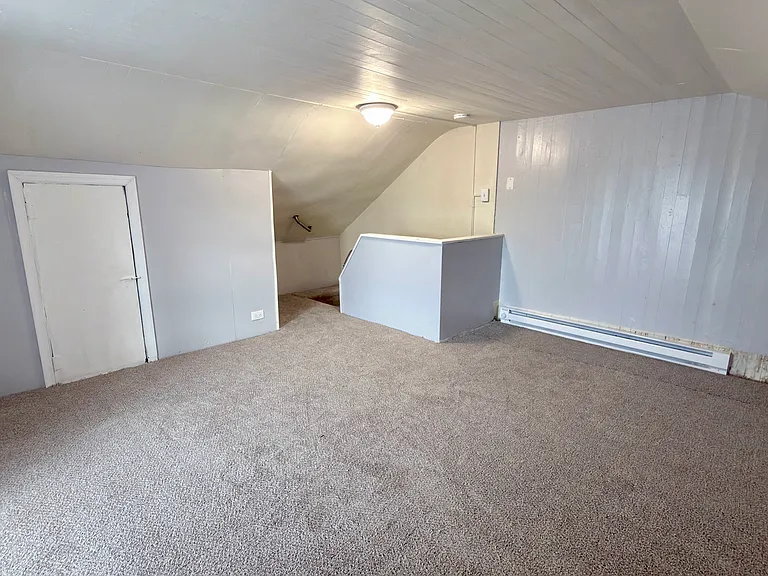 547 N Silk St — Photo 31
