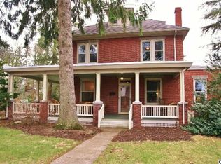 3617 Hillcrest Rd, Harrisburg, PA 17109