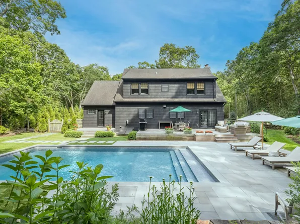 32 Deep Six Dr, East Hampton, NY 11937