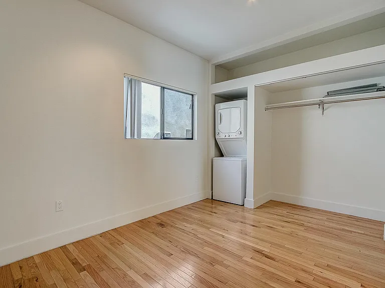 427 1/4 N Vendome St #427.25 — Photo 23