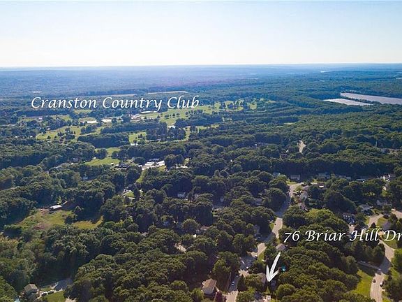 3rd image of 76 Briar Hill Dr