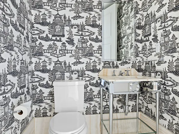 30 Park Place image 13 of 14