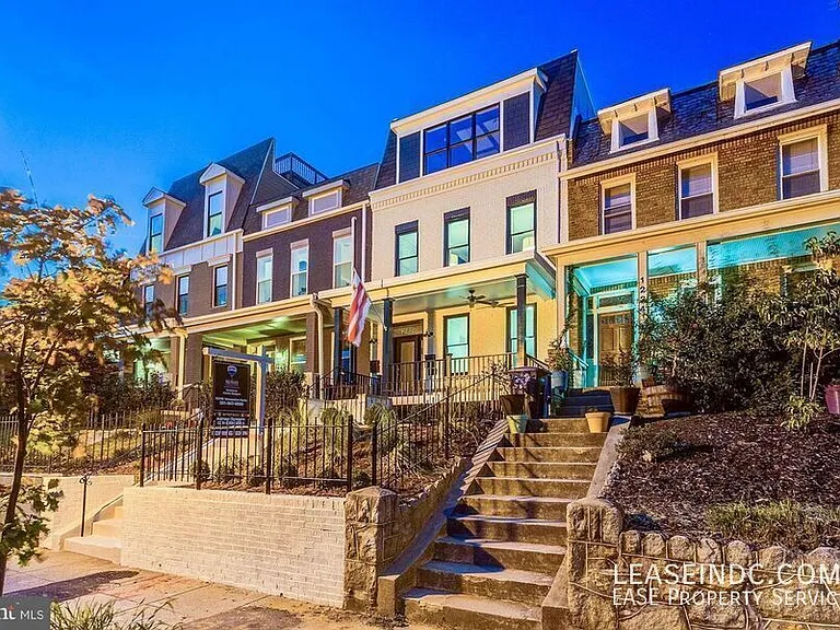 1232 I St NE #2 — Photo 1