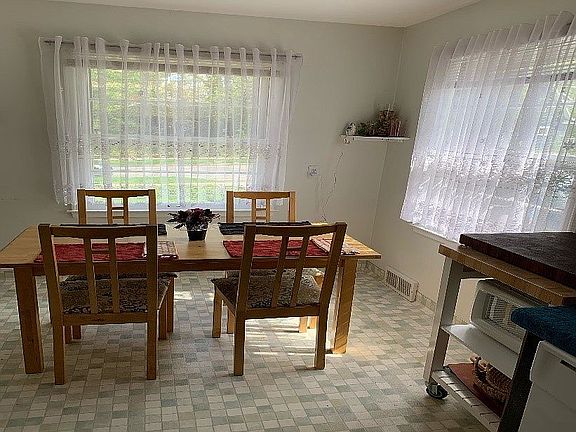 Dining area from kitchen
