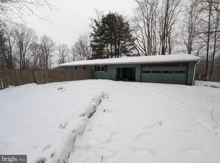 2464 Tuckahoe Rd, Tyrone, PA 16686