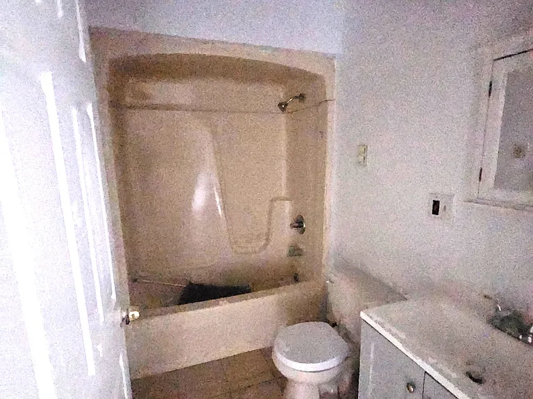 735 Main St #3 — Photo 8