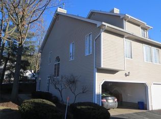 84 Birchwood Rd #84, Bedminster, NJ 07921