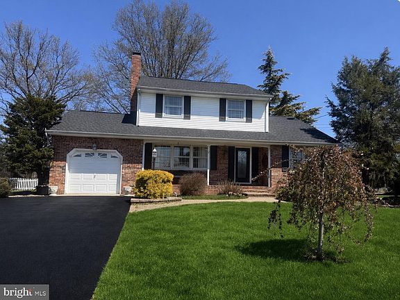 2nd image of 25618 Mount Pleasant Rd