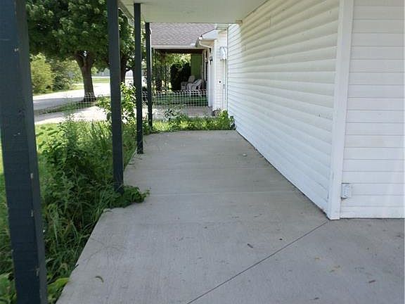 4th image of 308 Tillman Ave