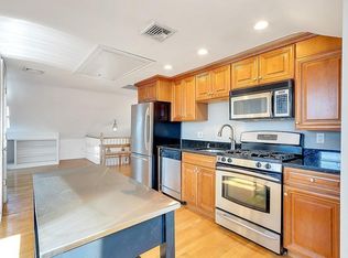88 M St #3, Boston, MA 02127