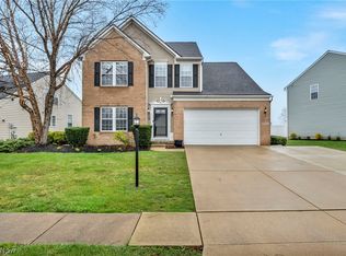 37567 Stoney Lake Dr, North Ridgeville, OH 44039