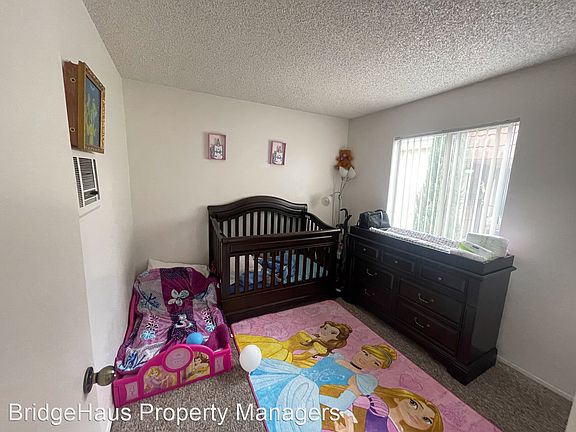 2nd image of 449 S Mollison Ave APT 2