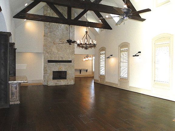 2nd image of 2301 Texland Cir