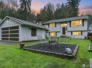 60 NE Lorrain Court, Belfair, WA 98528