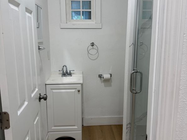 592 Victoria Ct Suite A