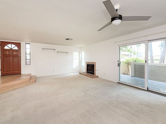 3rd image of 9260 Towne Centre Dr Unit 20