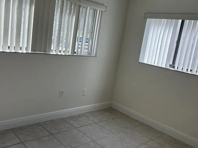 8520 SW 133rd Avenue Rd #213 — Photo 10